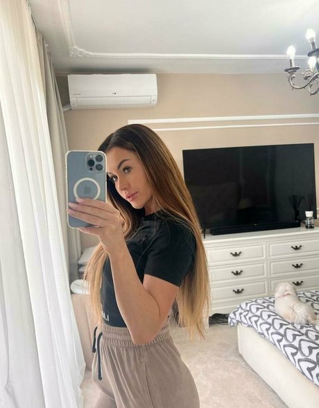 mika afree estrella bonita imagen