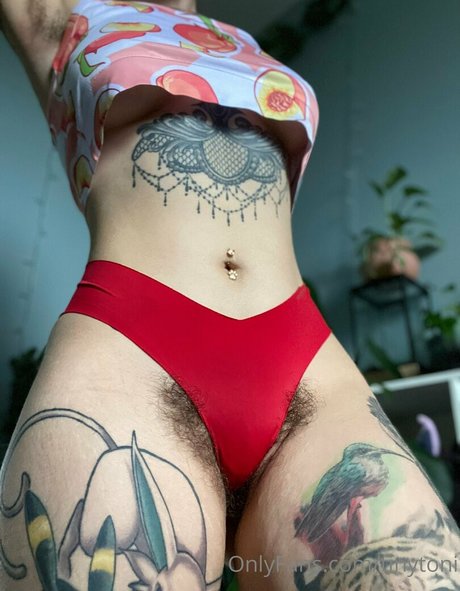 tinytoni adult actress pic