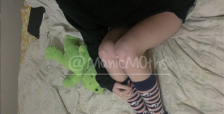 manicm0ths sexy star img