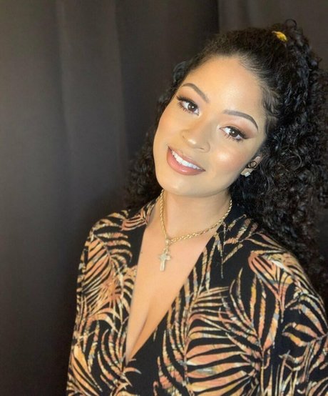 Patrise Kaitlyn nus étoiles galeries