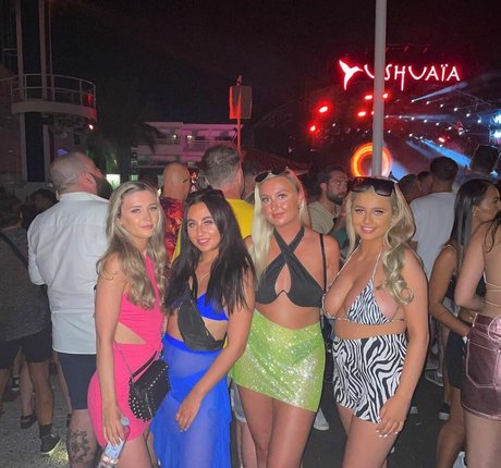 Elizabeth Taylor star du porno adulte image