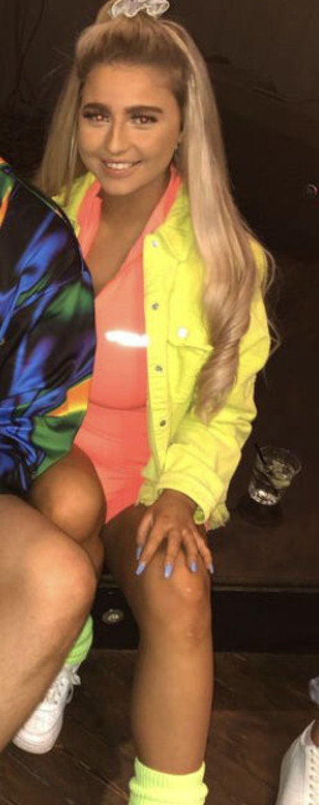 Elizabeth Taylor estrella porno del sexo foto