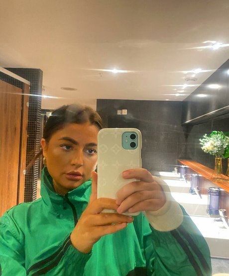 Elizabeth Taylor hermosa modelo imagen