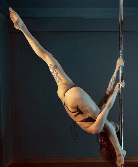 Zeynep Renda sexo estrella archivo