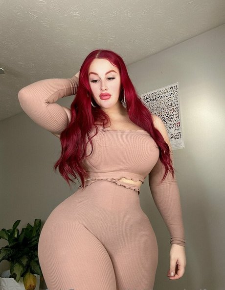 thickbunnylexifree bonita modelo archivo