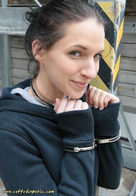 Tinchenrocks sex actress pics