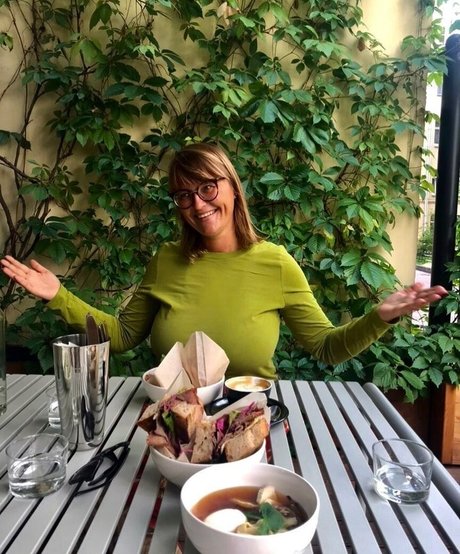 Veronika Ivanova linda estrella imágenes