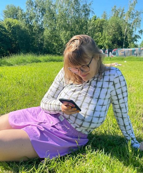 Veronika Ivanova modèle porno img