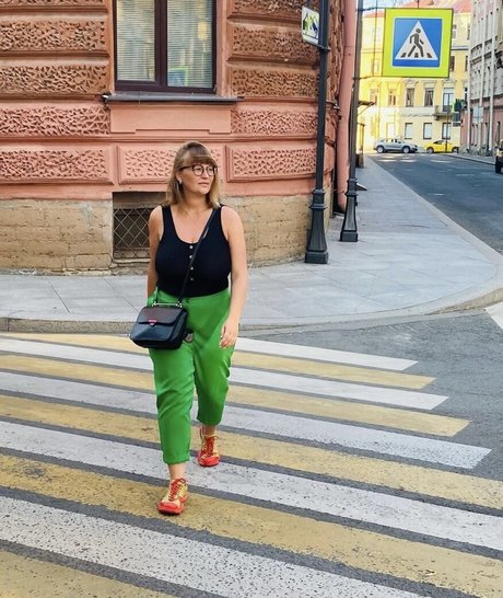 Veronika Ivanova star du porno belle galerie