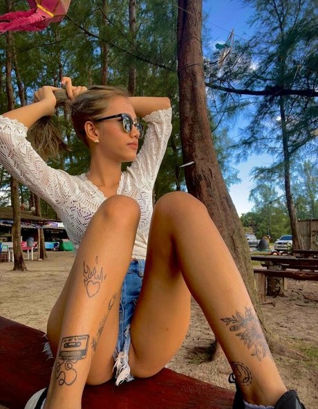 carrievioletxo estrella hermosa archivo