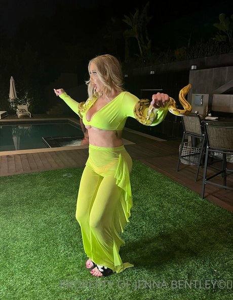 jennabentley étoile nue galerie