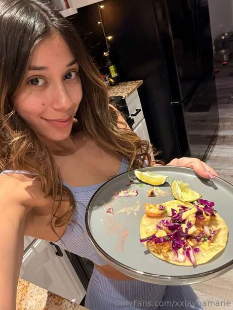 xxlaynamarie star du porno adulte archive