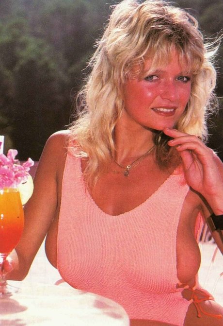 Debee Ashby estrella libre imagen