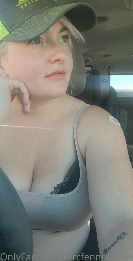 arcfennecbabe étoile nue galeries