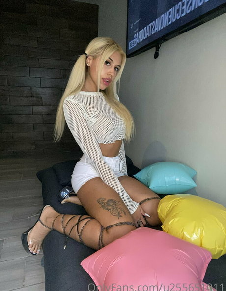 victoriagucci star du porno sexy photo