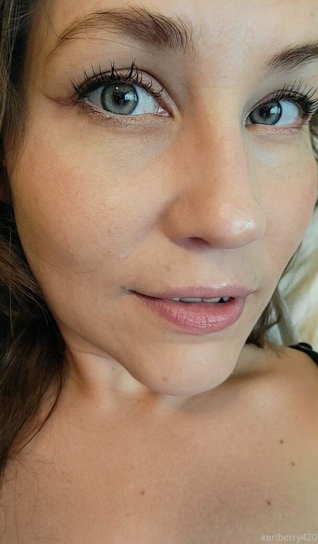 keriberry 420 actriz adulta archivo