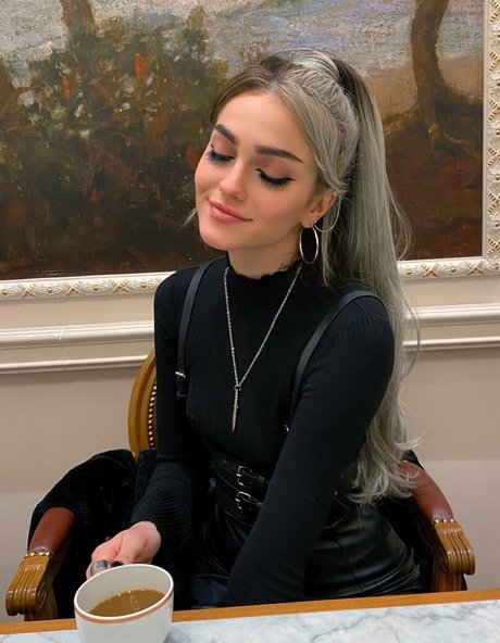 autumngravesz actrice pornographique image