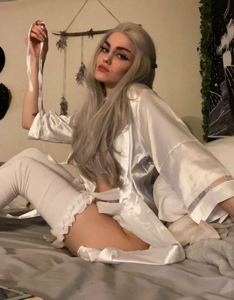 autumngravesz actrice hd galeries