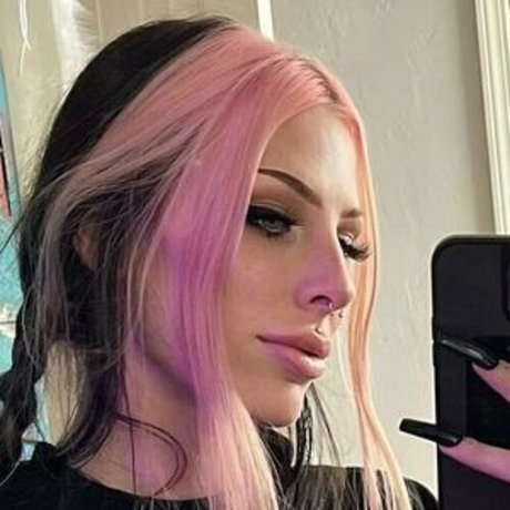 Strawberrysquirtcake sexe star du porno galeries