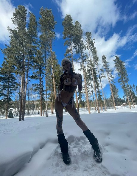 Strawberrysquirtcake actrice de sexe images