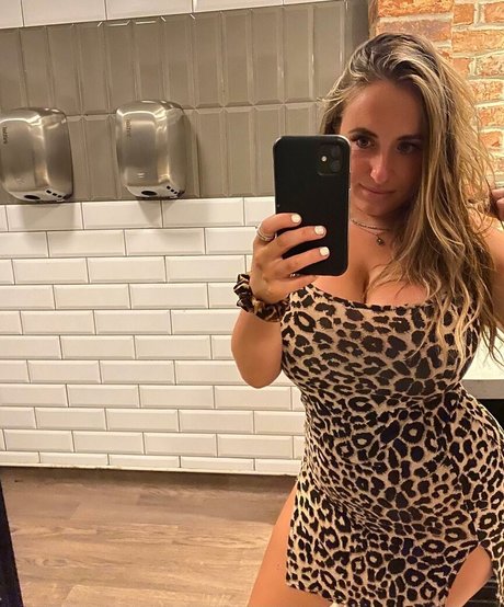 Tiffany Harrison modèle gratuit galeries