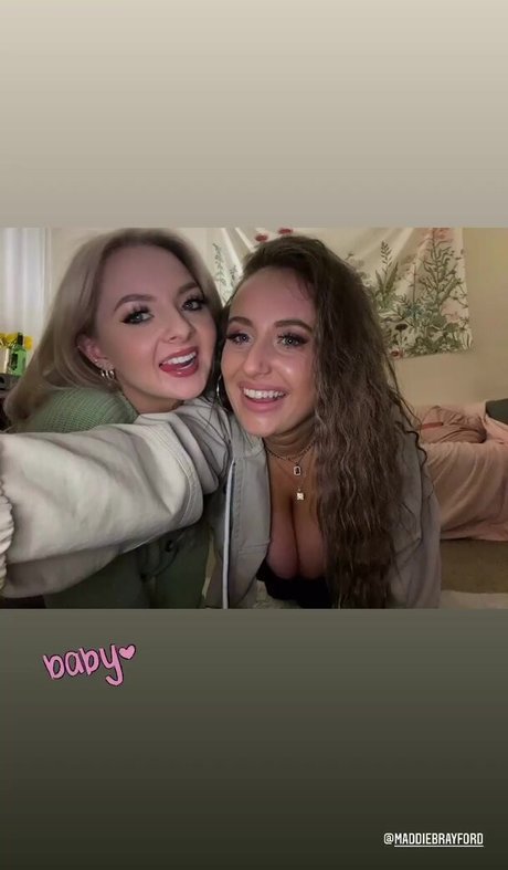 Tiffany Harrison étoile gratuite img