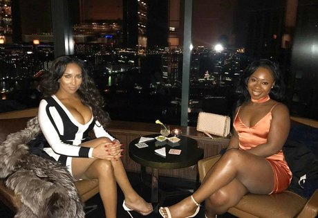 ShayLiving sexo estrella galería