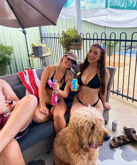 Molly Shield meilleur modèle archive