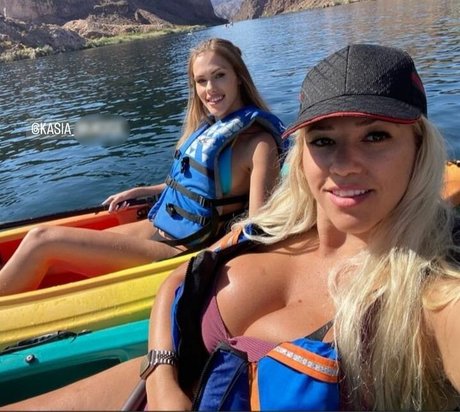 Nicolle A buena estrella porno fotos