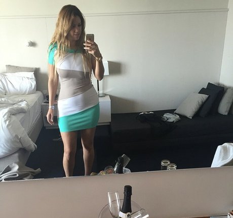 Nicolle A actriz atractiva recopilación