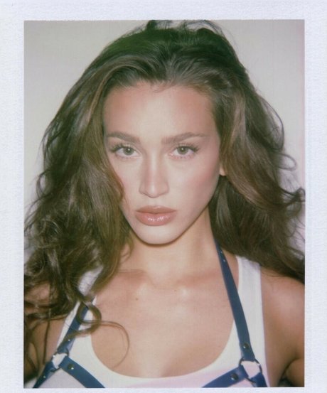 Jordyn Johnson arte estelar foto