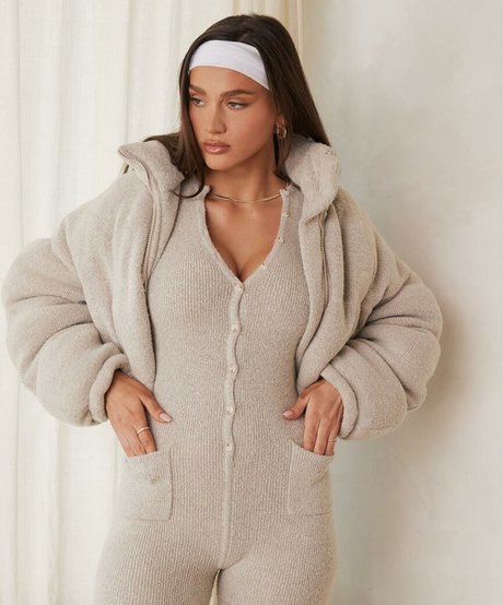 Jordyn Johnson actrice érotique galeries