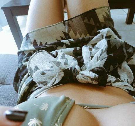 Miss Caffeine estrella superior galería