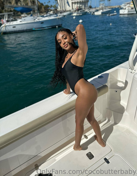 cocobutterbaby actriz de desnudos foto