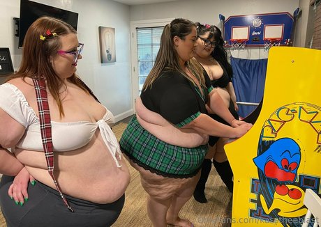 kasstheeblast modèle artistique archive