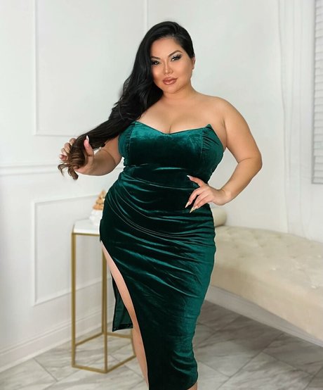 Mizuki Brown buena actriz foto