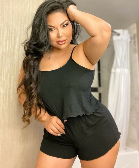 Mizuki Brown sexe star du porno photos