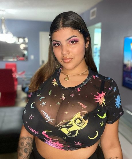 Marian Tatte hermosa estrella galerías