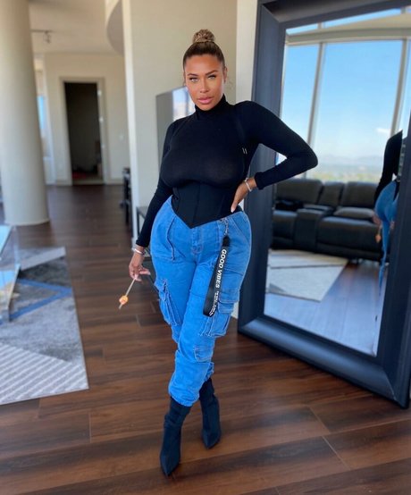 Chanelle Mauricette actrice xxx galerie