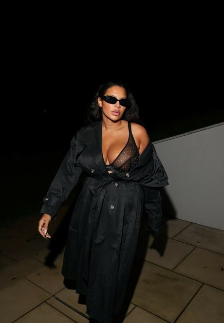 Chanelle Mauricette actrice sexy galeries