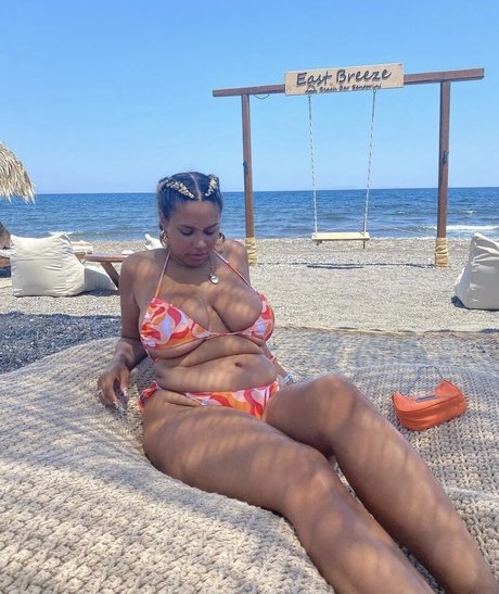 Chanelle Mauricette model sexy photos