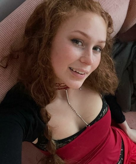 Nika Parker estrella xxx galería