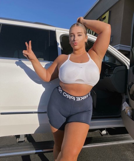 Taya Christian bonita estrella porno galerías