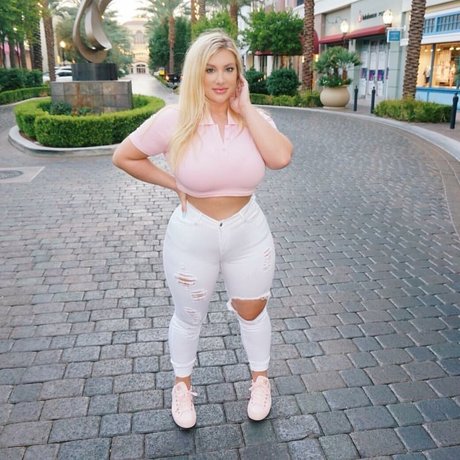 Taya Christian star du porno érotique galerie