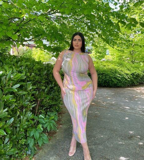 Irena Drezi modelo bonita foto