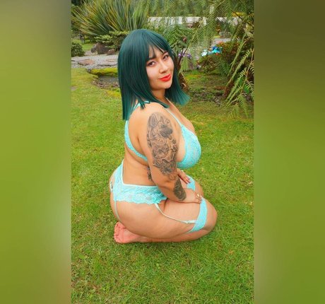 Blaalz nude pornstar pics