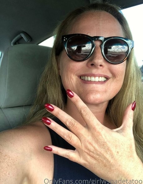 girlwspadetatoo top star image