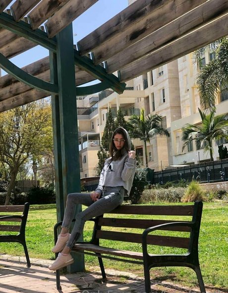 kris breath actriz de alta definición foto