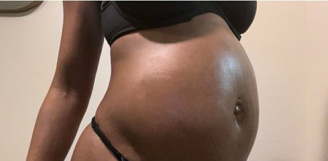 mangomob92 estrella porno exclusiva imágenes