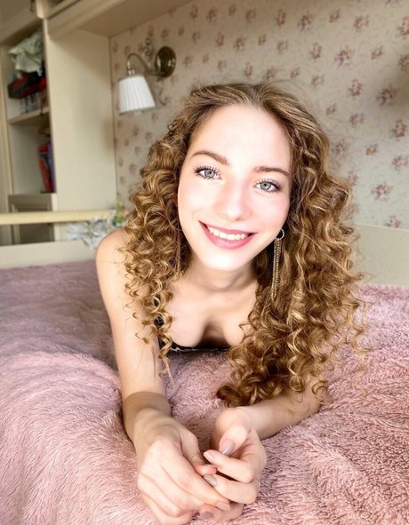 Anna Gloss actriz perfecta foto